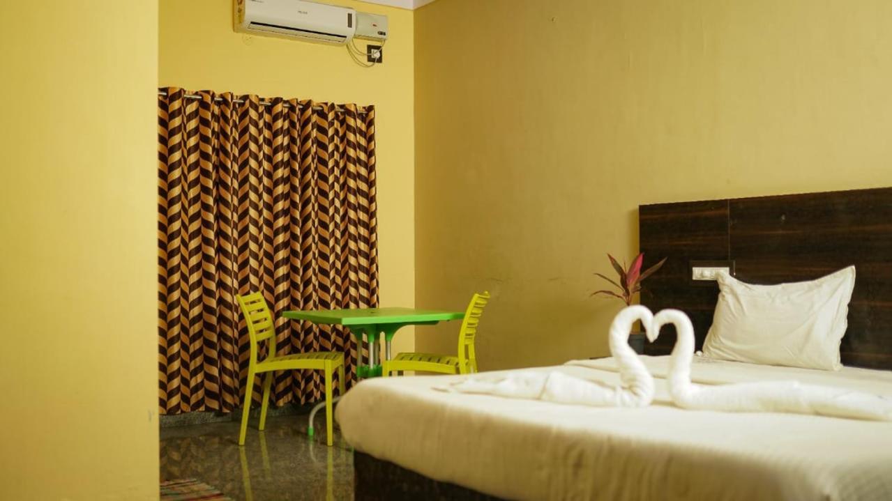 Dolphin Resort Yelagiri Εξωτερικό φωτογραφία