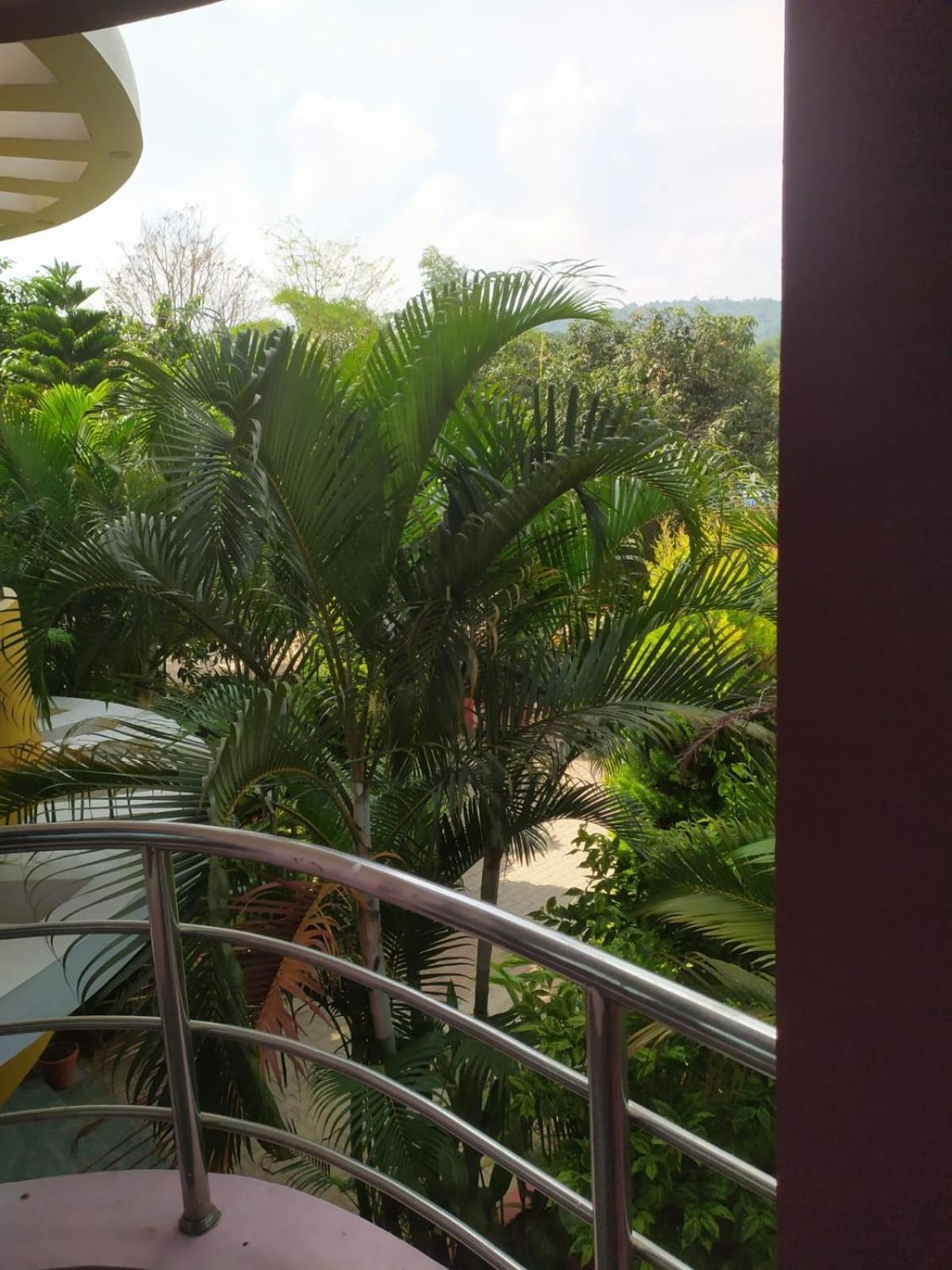 Dolphin Resort Yelagiri Εξωτερικό φωτογραφία